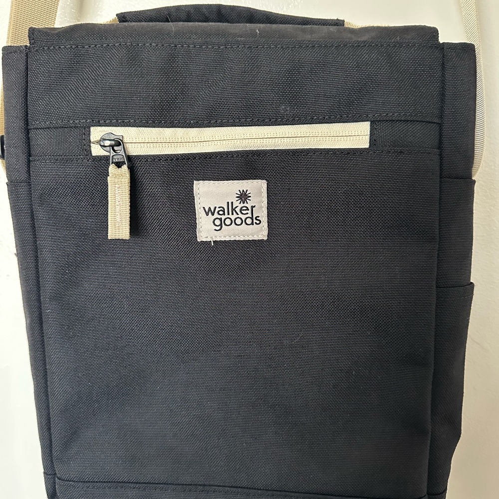 Walker Goods Black Messenger Bag - Picture 3 of 9